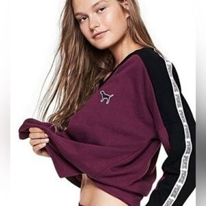 VS Maroon and Black Long Sleeve sweater | VS PINK burgundy sweater sz small